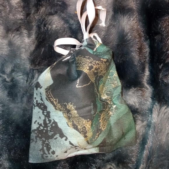 Mini drawstring bags - Picture 4 of 5